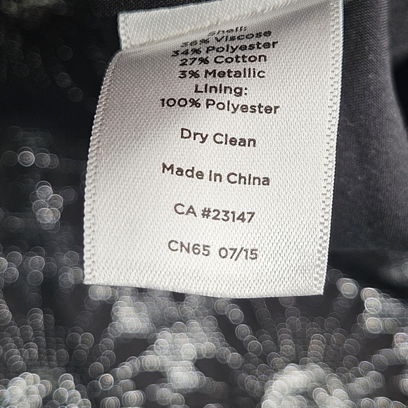 Talbots Sleeveless Black Dress with Silver Daisy Print Size 12 Lined - Picture 7 of 13